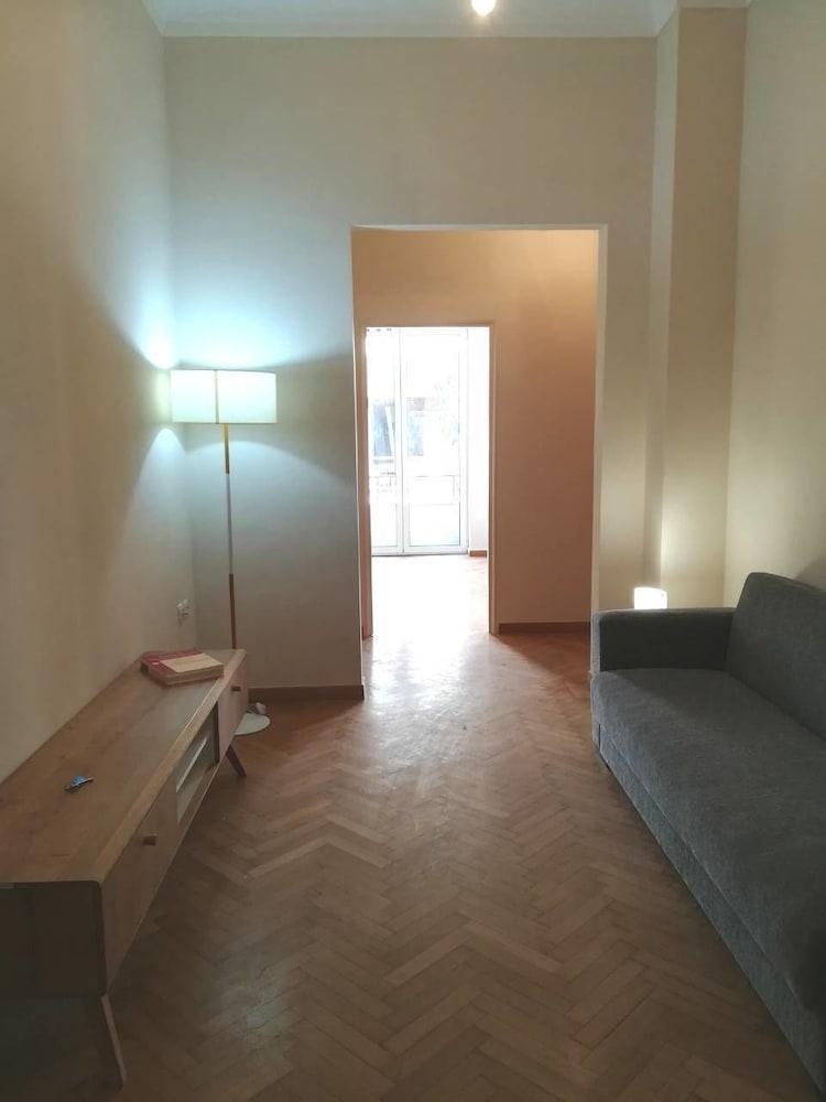 Kaniggos- 3 Bedrooms Apartment Атина Екстериор снимка